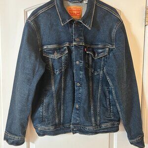 Levi's Men's Trucker Jacket, LARGE, Colusa color/wash, 98% cotton, 2% elastane